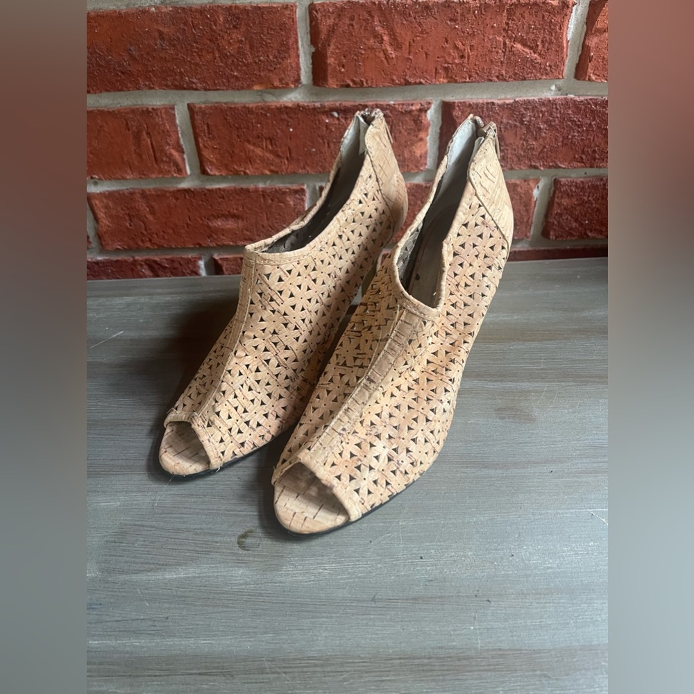 EUC Chico’s Cork Heels